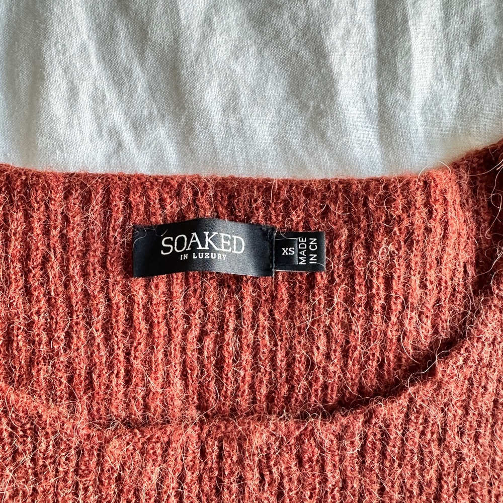 Elegant Women's Burnt Orange Sweater - Picture 2 of 4